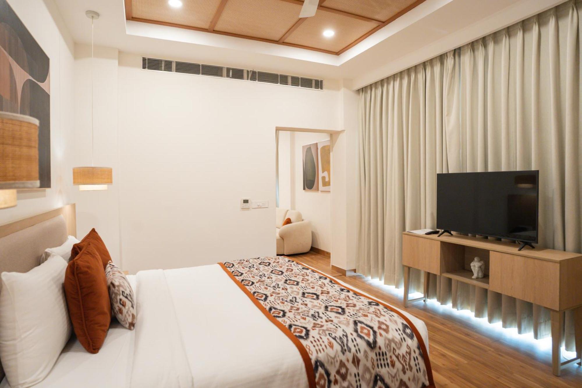 Ar Suites Klj Square Gurgaon Exterior photo