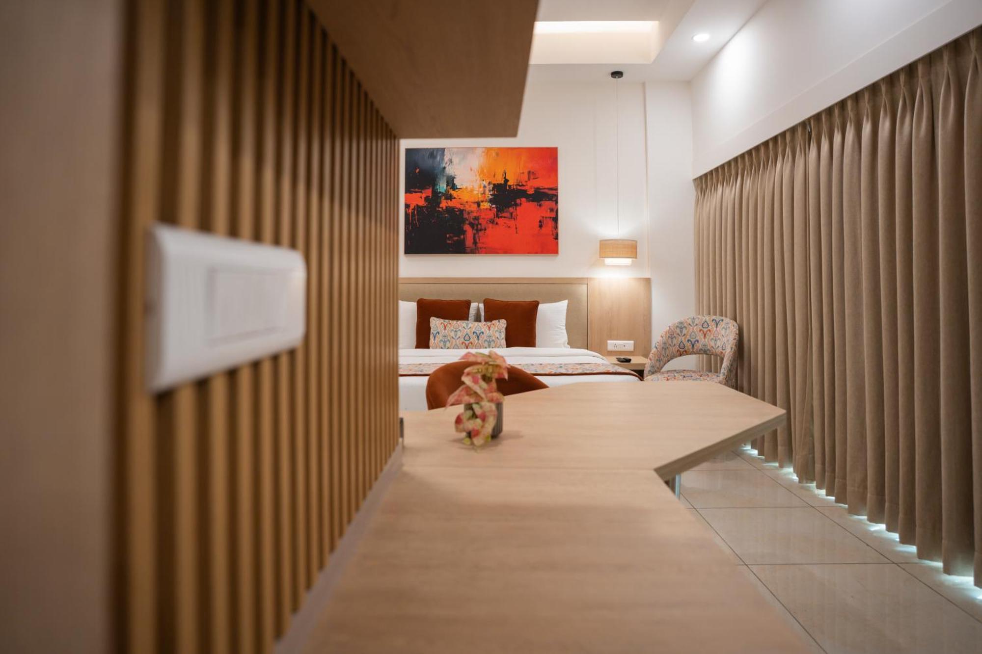Ar Suites Klj Square Gurgaon Exterior photo